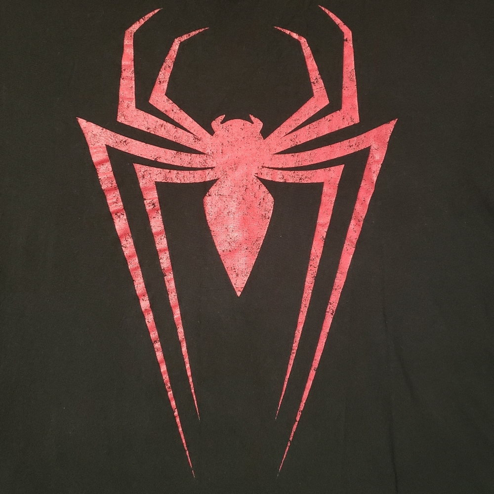 Spiderman mens 2XL graphic T SHIRT